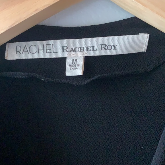 Perfect black dress, sleeves roll up - Picture 2 of 2